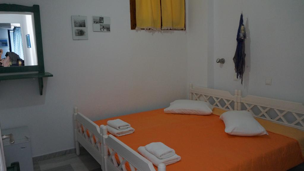 Athina Apartments Naxos Town Naxos City Eksteriør bilde